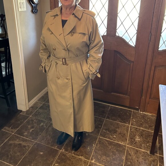 Burberry Jackets & Blazers - Burberry Trench Coat Classic